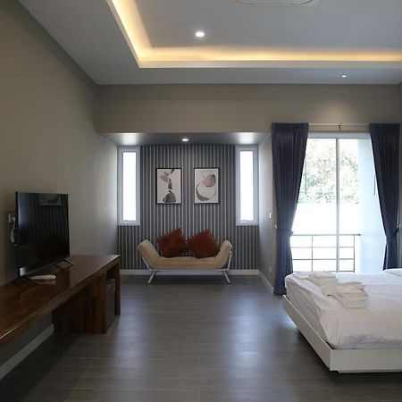 Club45 Hotel Kham Yai Luaran gambar