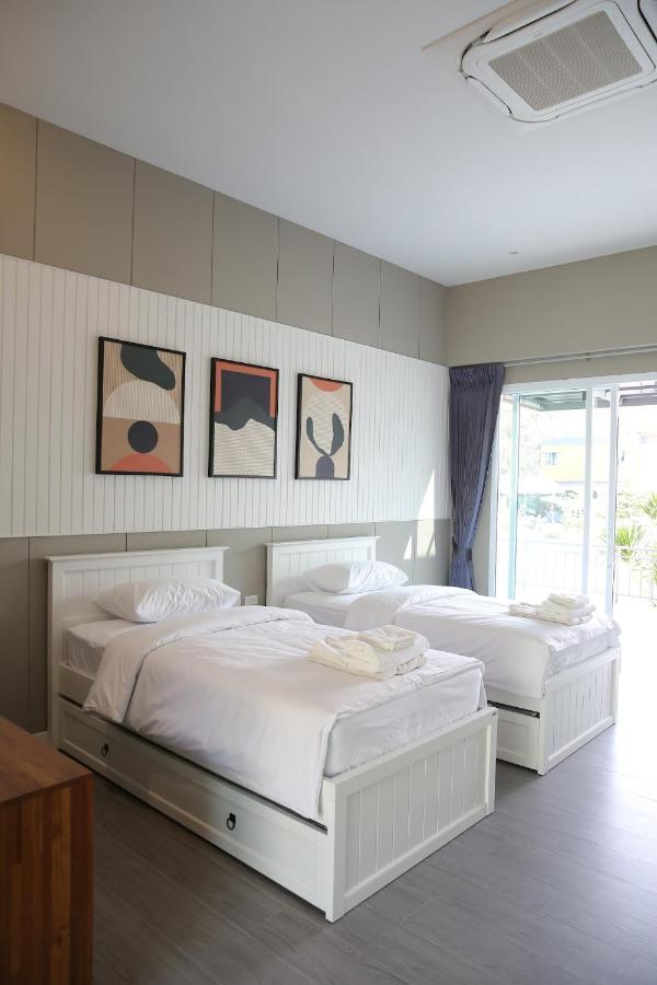Club45 Hotel Kham Yai Luaran gambar